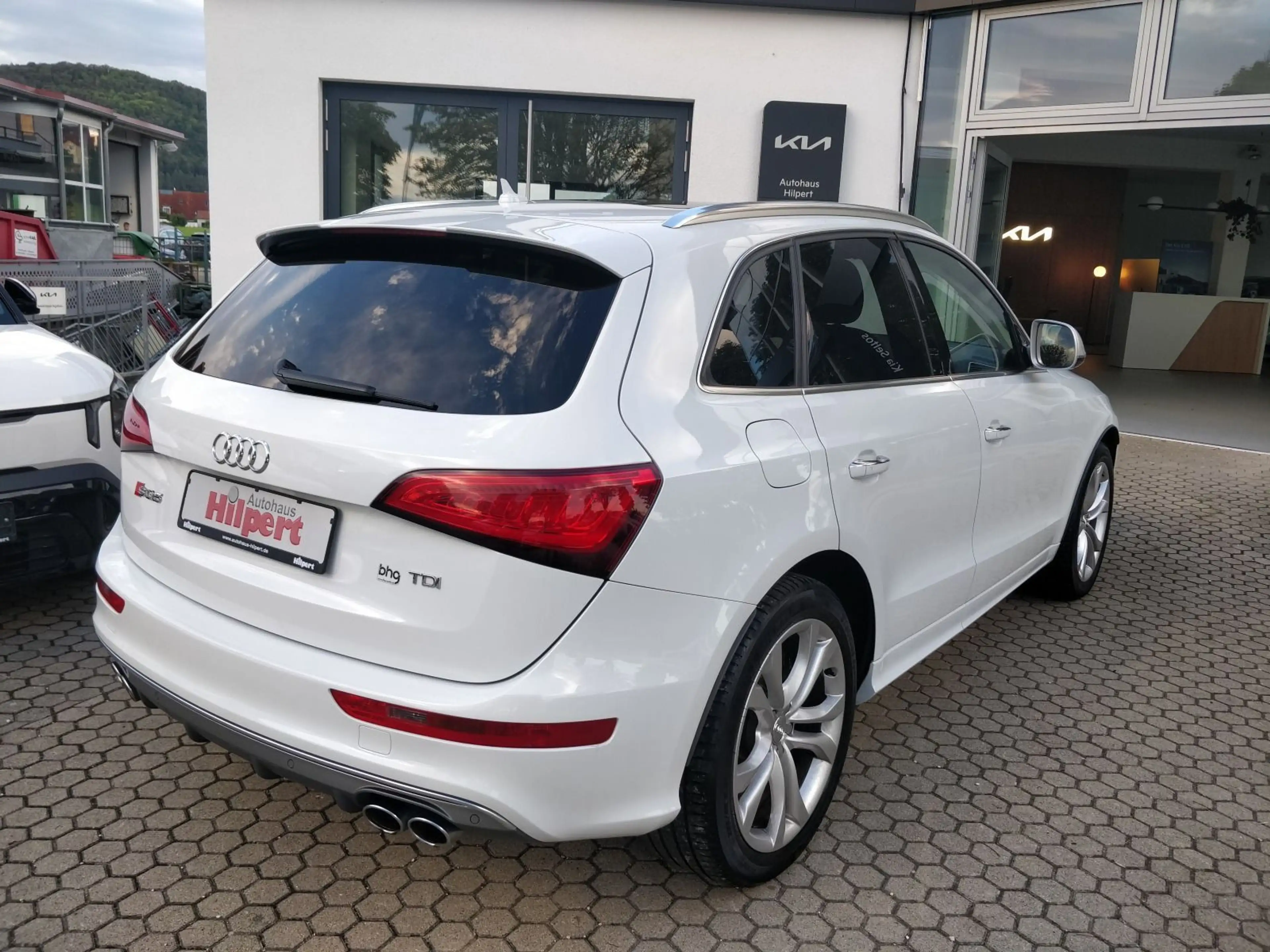 Audi SQ5 3.0 TDI quattro 313PS NAVI AHK PANO PDC KLIM — photo 5