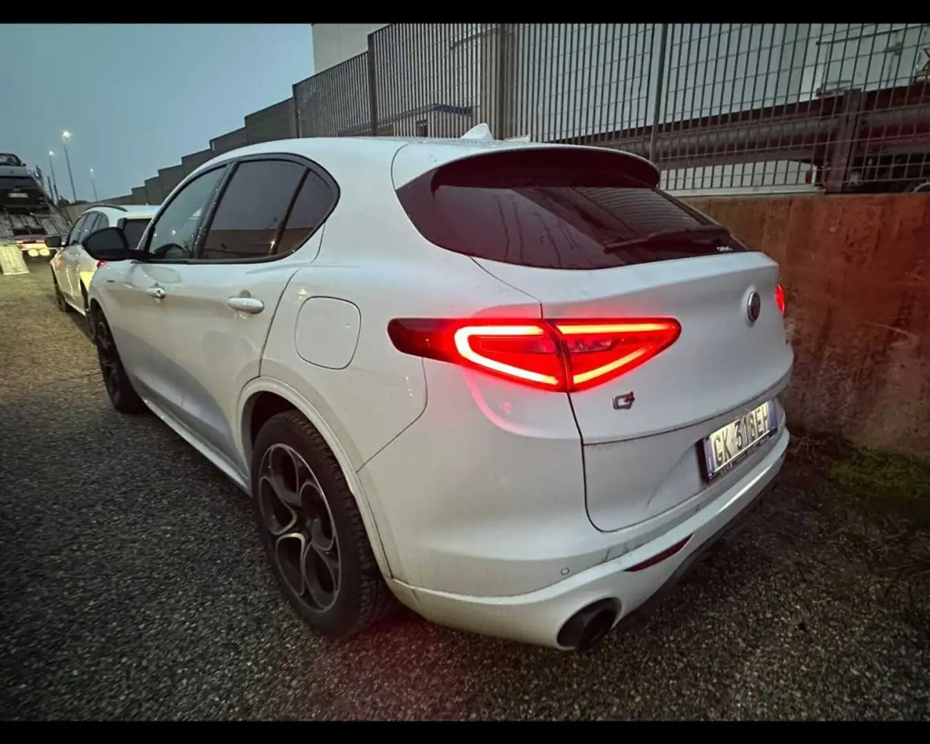 Alfa Romeo Stelvio 2.2 Turbodiesel 210 CV AT8 Q4 Veloce Blanc - 2