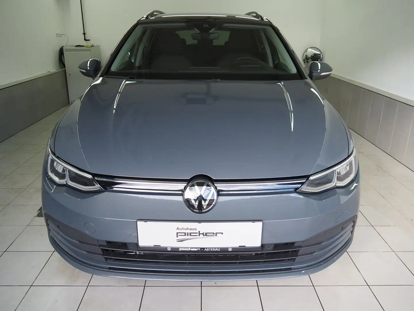 Volkswagen Golf Variant Life TDI DSG Grau - 2