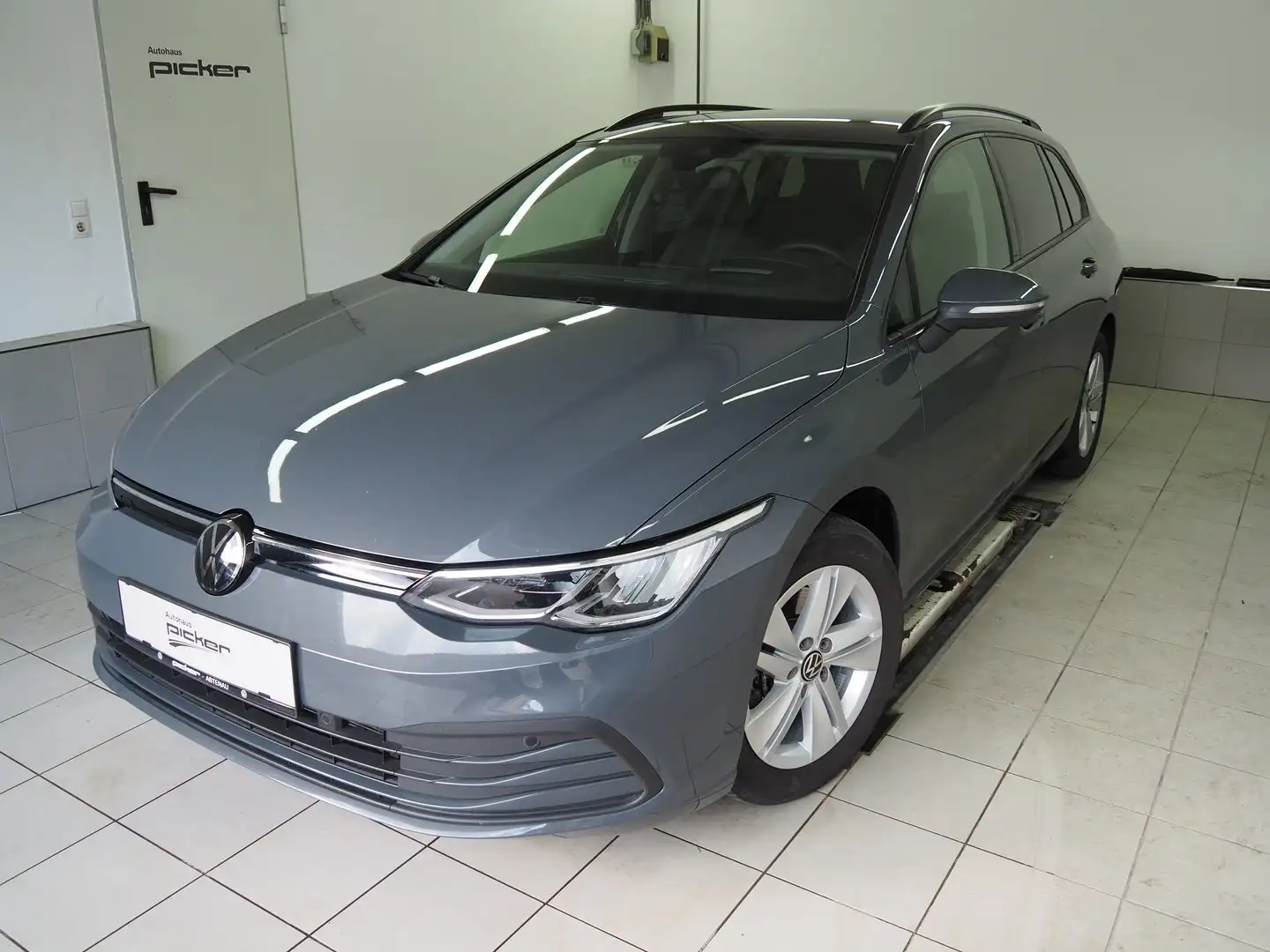 Volkswagen Golf Variant Life TDI DSG Grau - 1