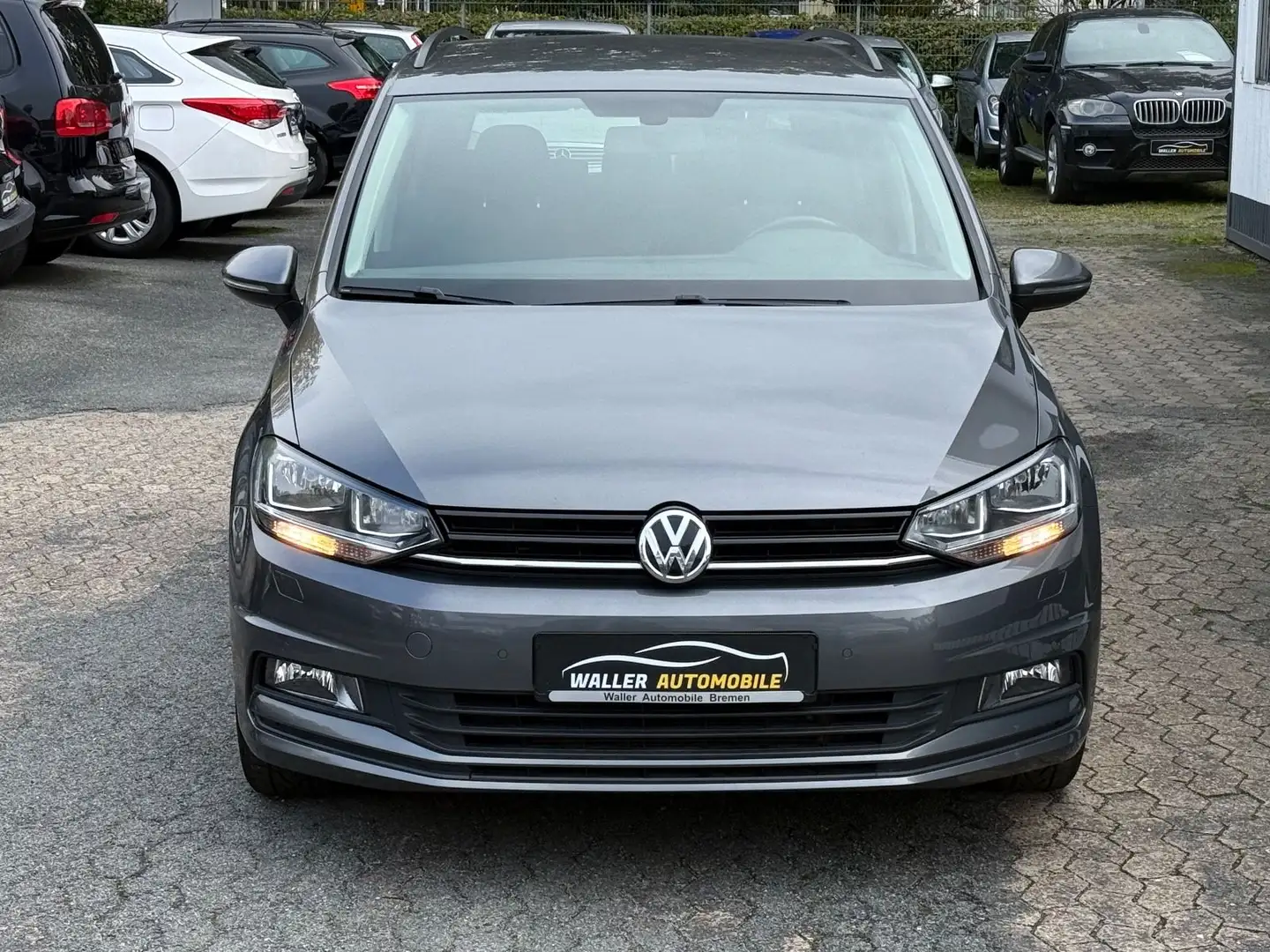 Volkswagen Touran 1.6 TDI Trendline 7 SITZER / AHK / PDC Grijs - 2