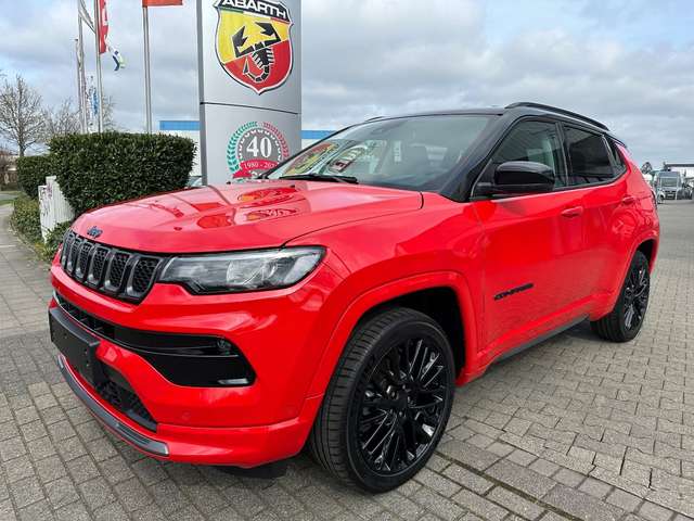 Jeep Compass S Plug-In Hybrid 4WD 8-fach Bereifung AHK