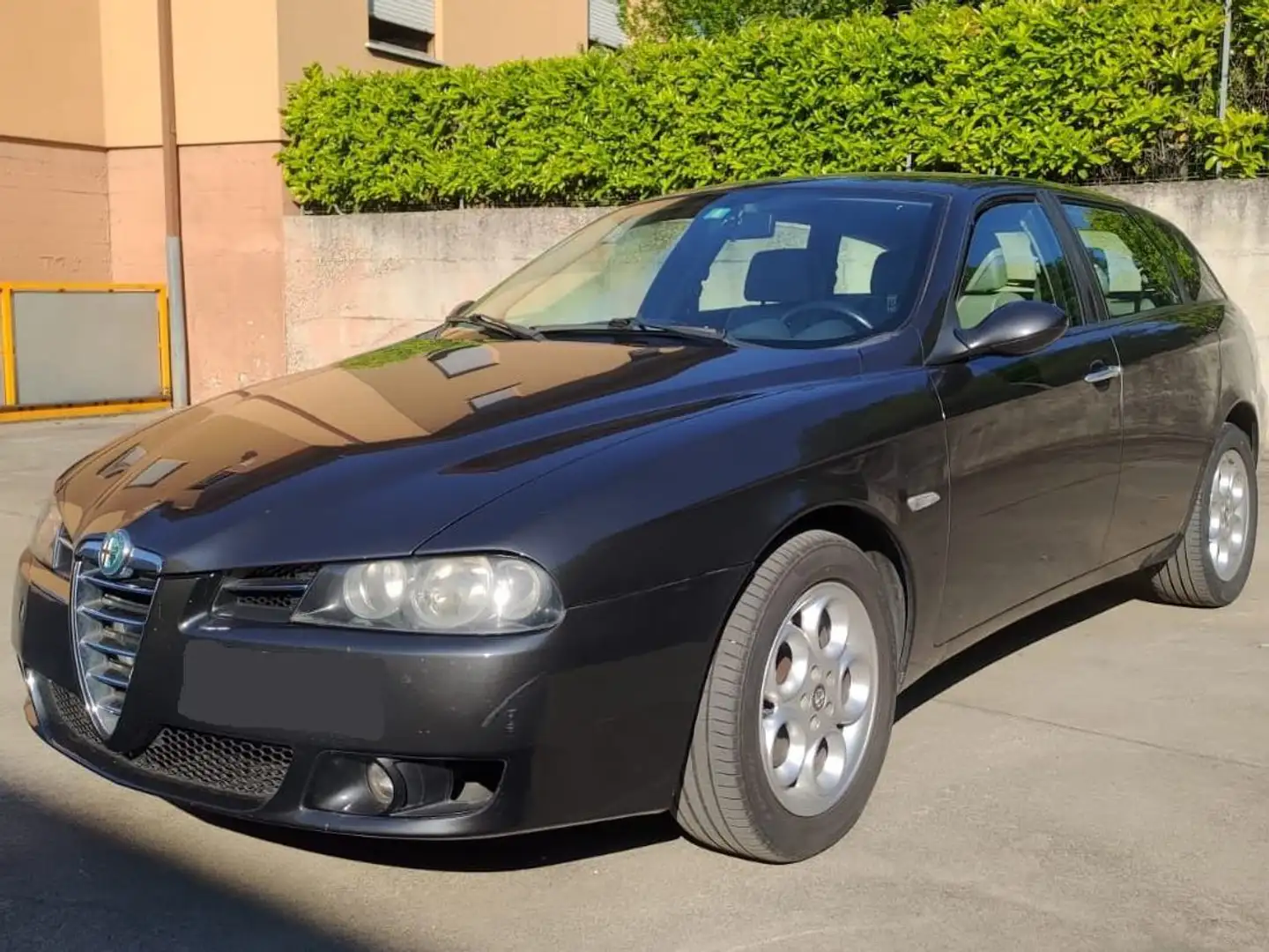Alfa Romeo 156 156 Sportwagon SW 1.9 jtd Distinctive 115cv Чорний - 1