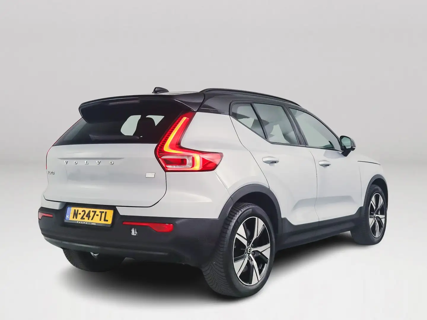 Volvo XC40 Recharge Pro | Panoramadak | 360° camera | Harman Gris - 2