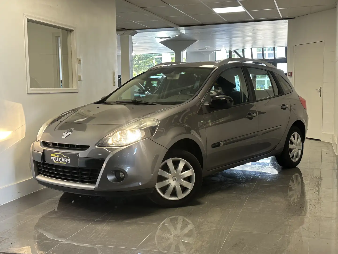 Renault Clio 1.2 16V 75 Grandtour TomTom Edition Brun - 2
