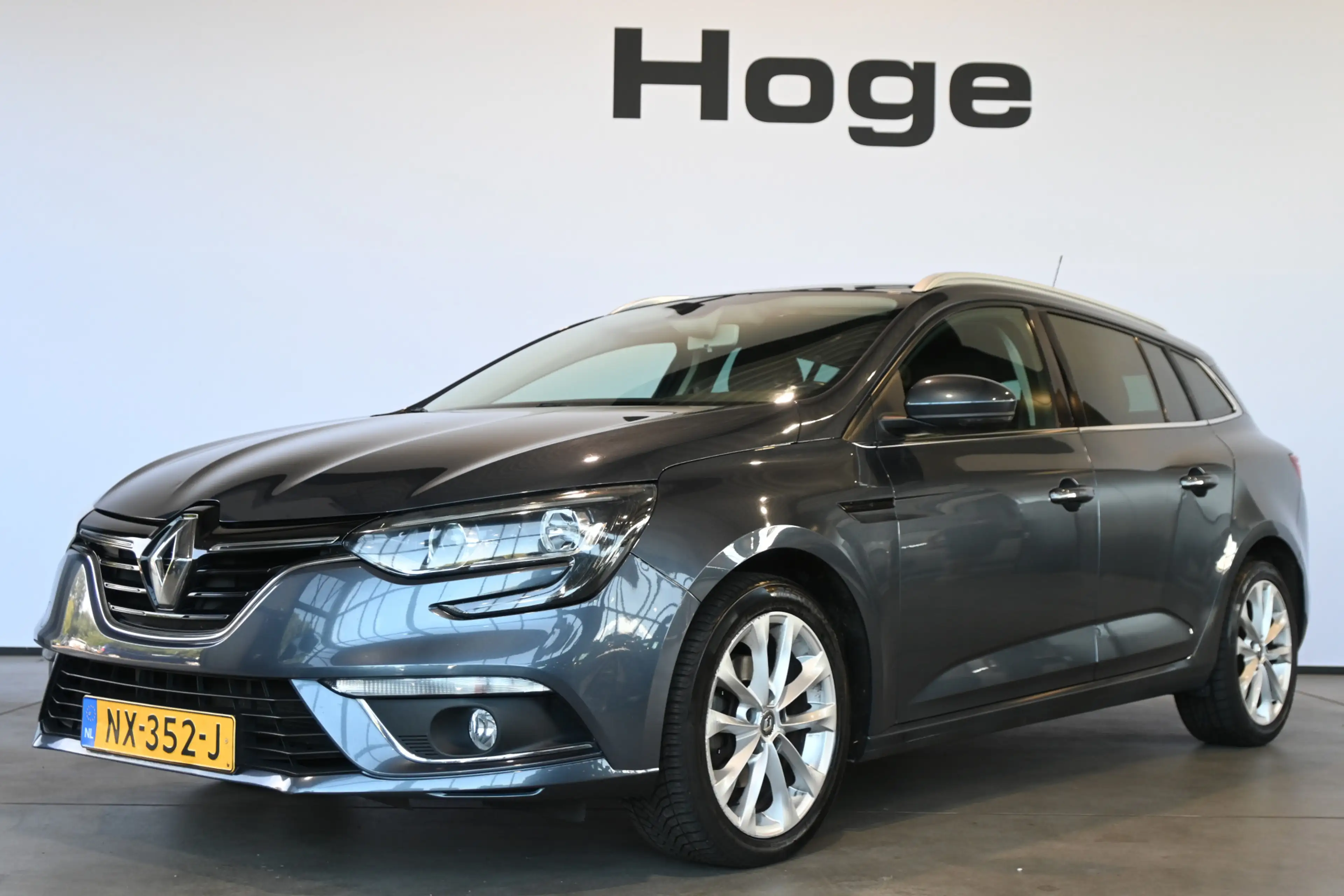 Renault Megane Estate 1.2 TCe Nap! Clima Cruise control Navigatie — photo 4
