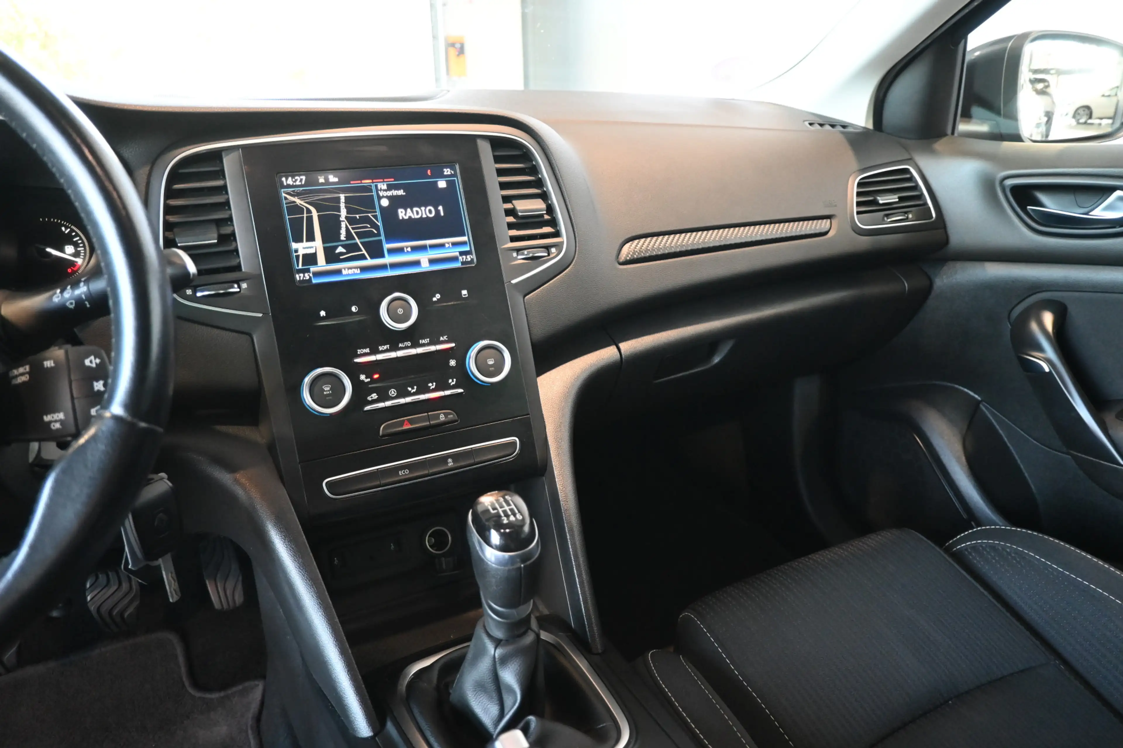 Renault Megane Estate 1.2 TCe Nap! Clima Cruise control Navigatie — photo 9