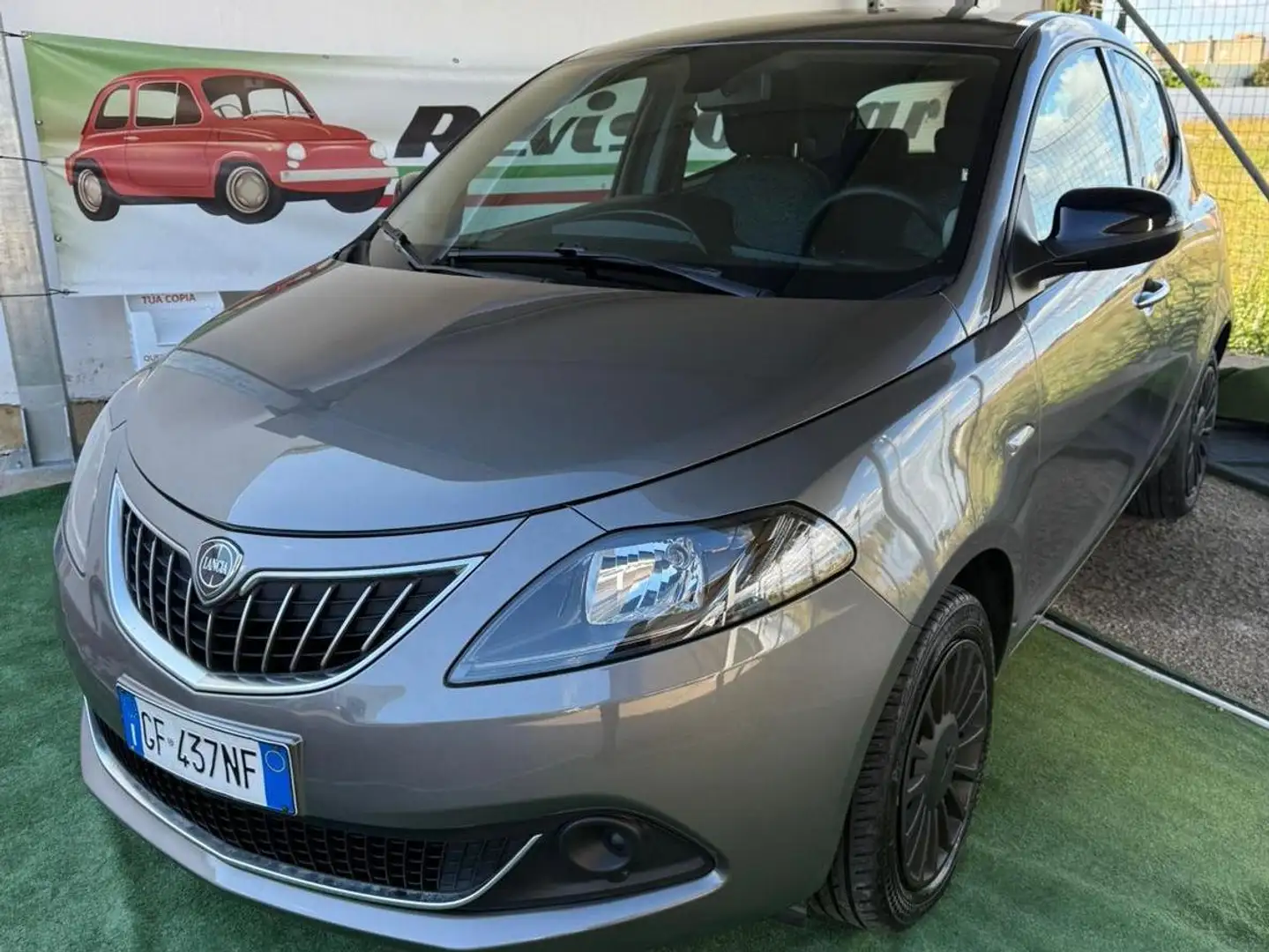 Lancia Ypsilon Ypsilon III 2021 1.0 firefly hybrid Silver s Grigio - 1