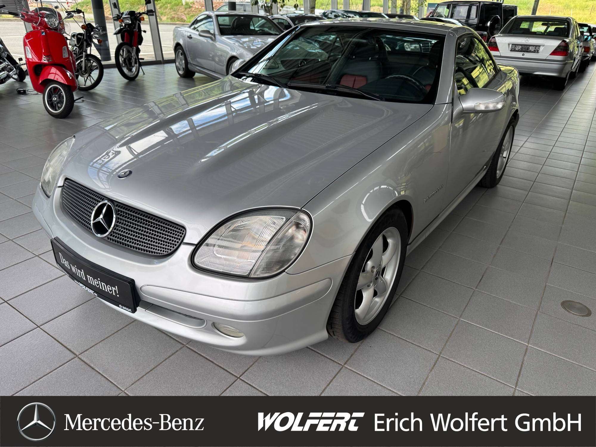 Mercedes-Benz SLK 230