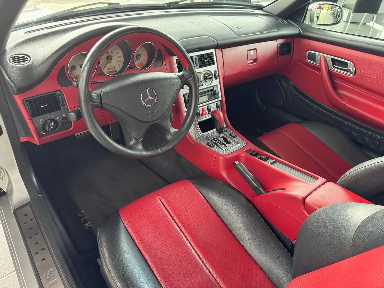 Mercedes-Benz SLK 230 Kompressor original im klassischen Leder rot-schwarz, foto 10