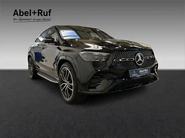 Mercedes-Benz GLE view 3