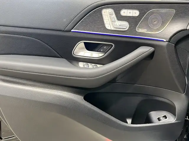 Mercedes-Benz GLE view 12