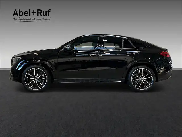 Mercedes-Benz GLE view 4
