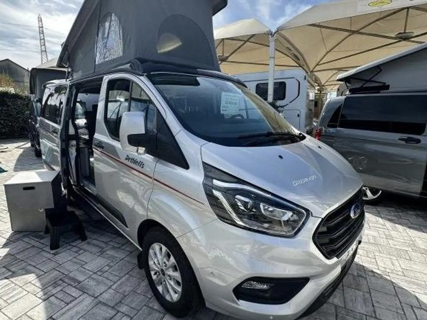 Dethleffs GLOBEVAN TWO Zilver - 1