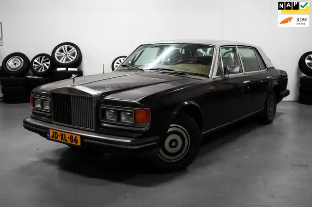 Rolls-Royce Silver Spur 6.8 SCHUURVONDST - BARNFIND l Opknapper