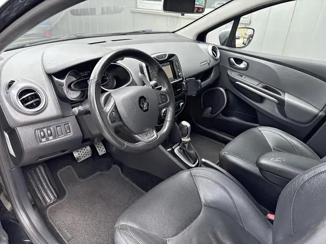 Renault Clio view 5