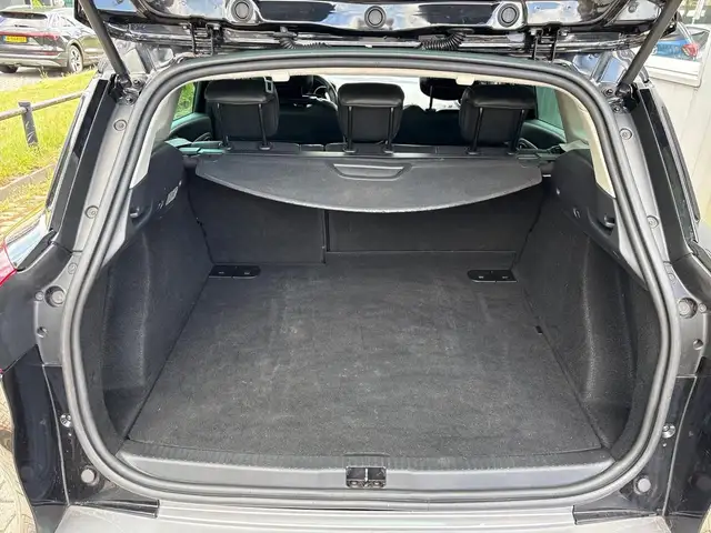 Renault Clio view 8