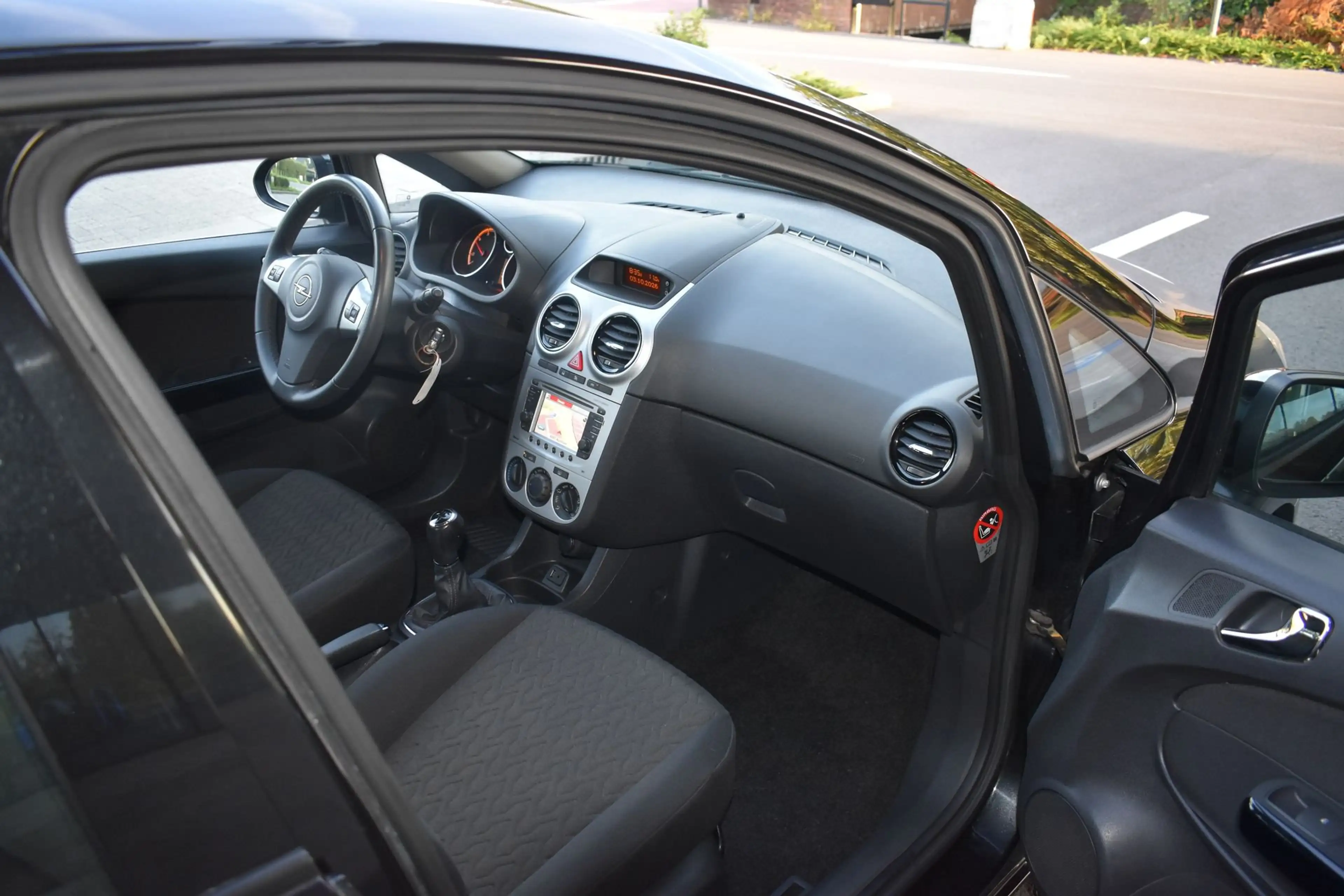 Opel Corsa 1.3CDTi Enjoy S/S *Navi — photo 12