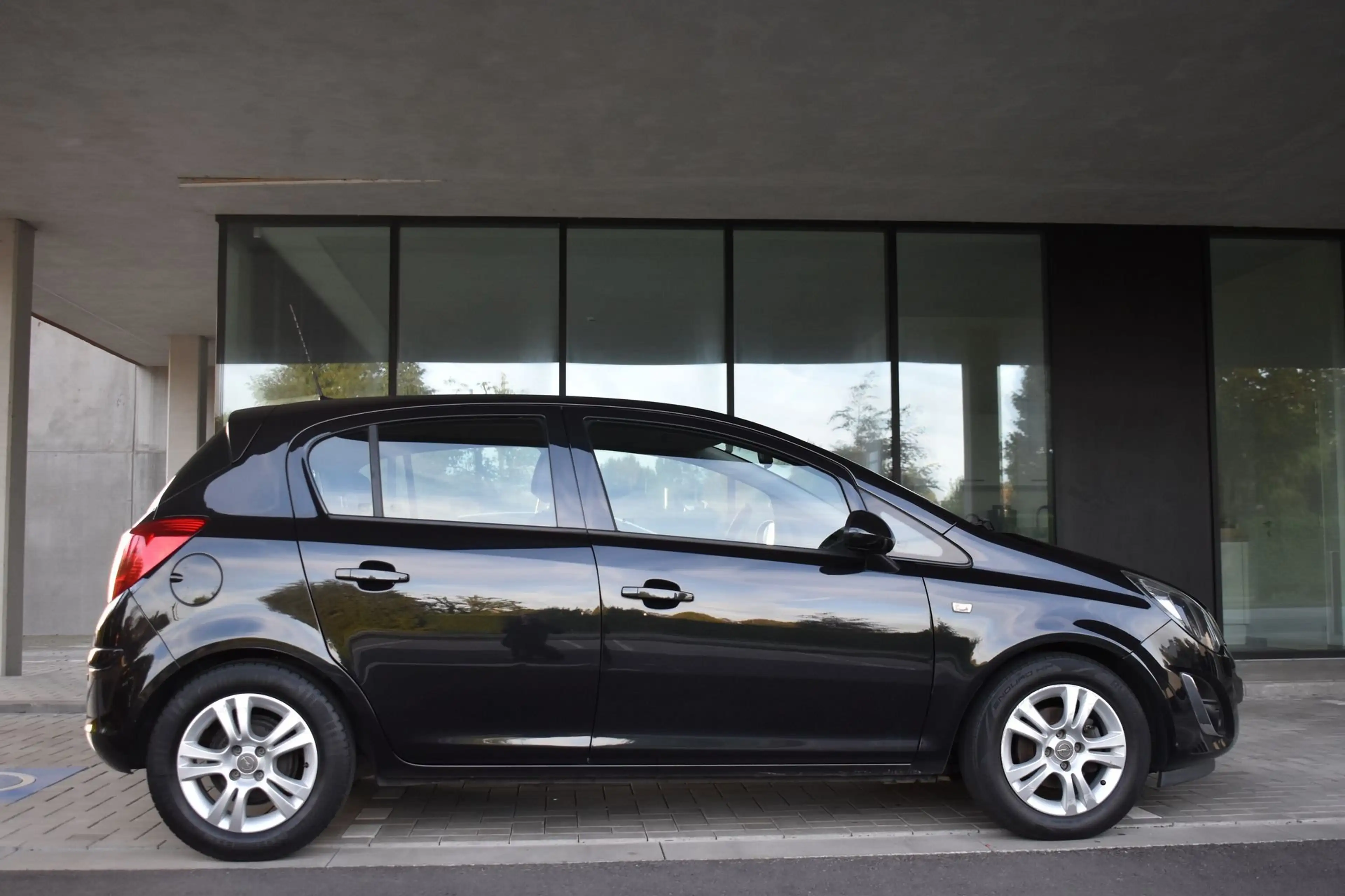 Opel Corsa 1.3CDTi Enjoy S/S *Navi — photo 3