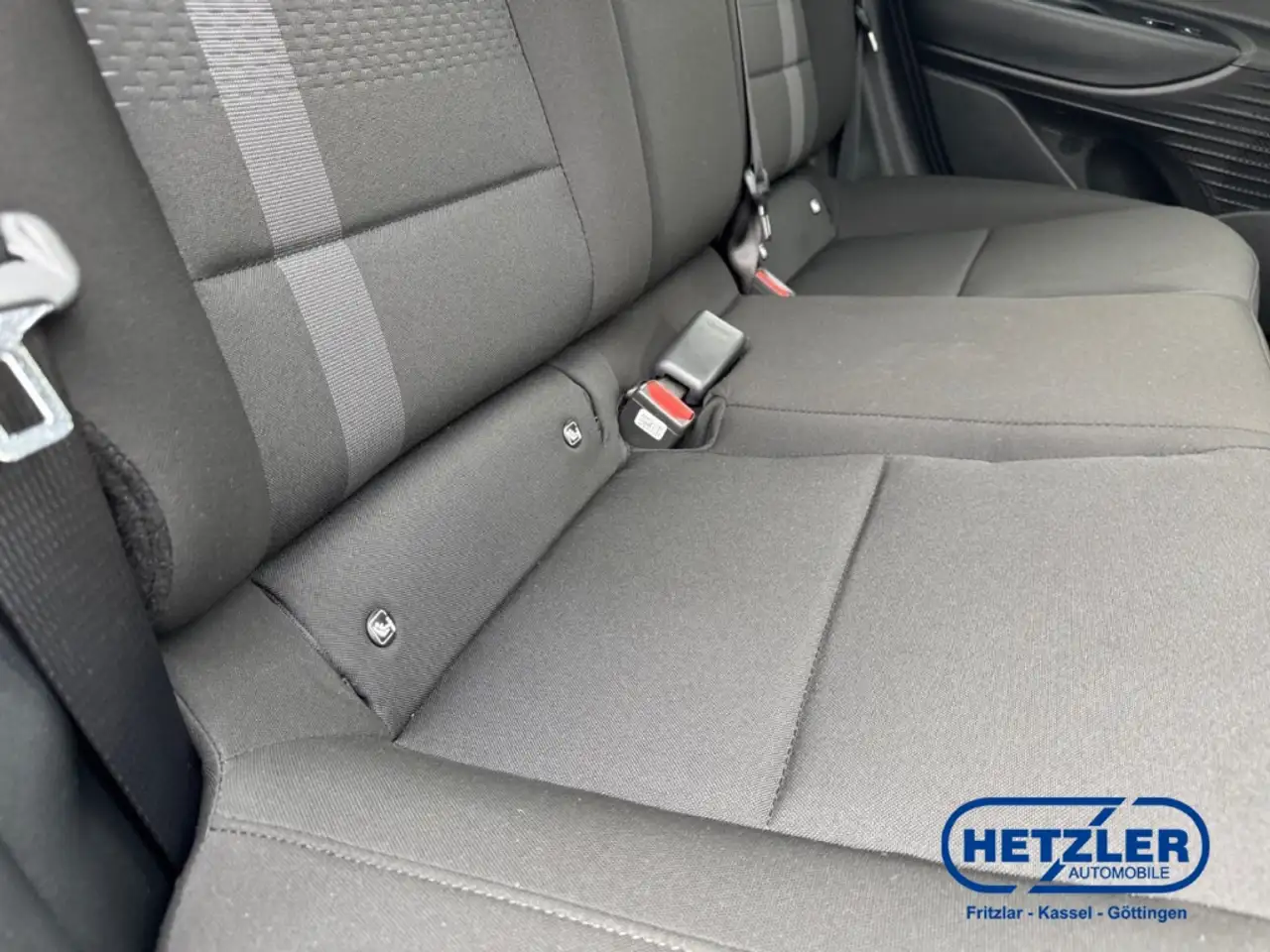 Hyundai i20 Prime Navi Digitales Cockpit Soundsystem Bose LED 19