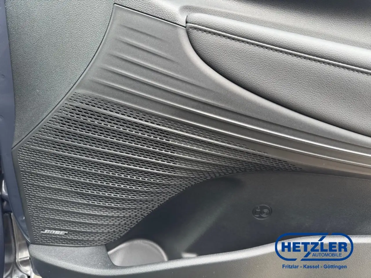 Hyundai i20 Prime Navi Digitales Cockpit Soundsystem Bose LED 16