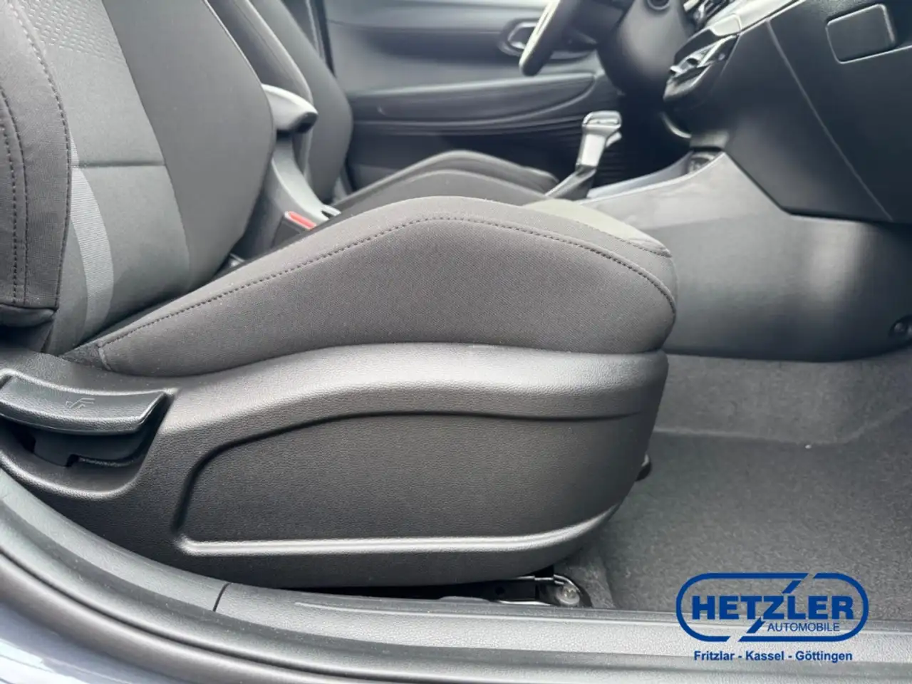 Hyundai i20 Prime Navi Digitales Cockpit Soundsystem Bose LED 15
