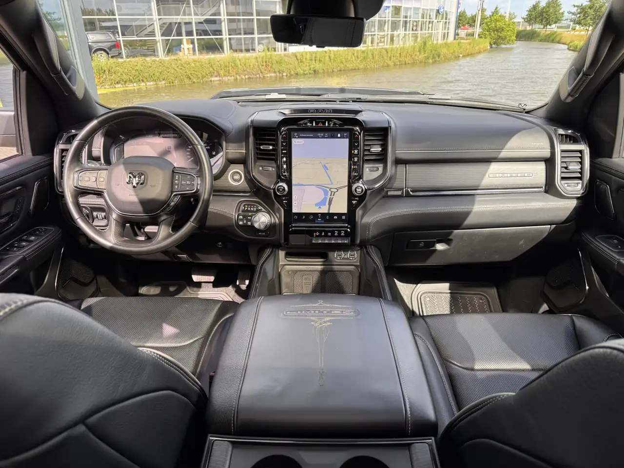 Dodge RAM 2023 — фото 10