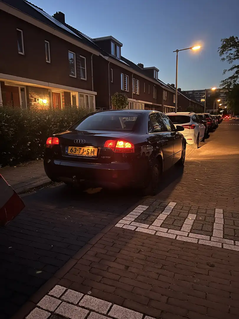 Audi A4 1.9 TDI Pro L. bns Negro - 2