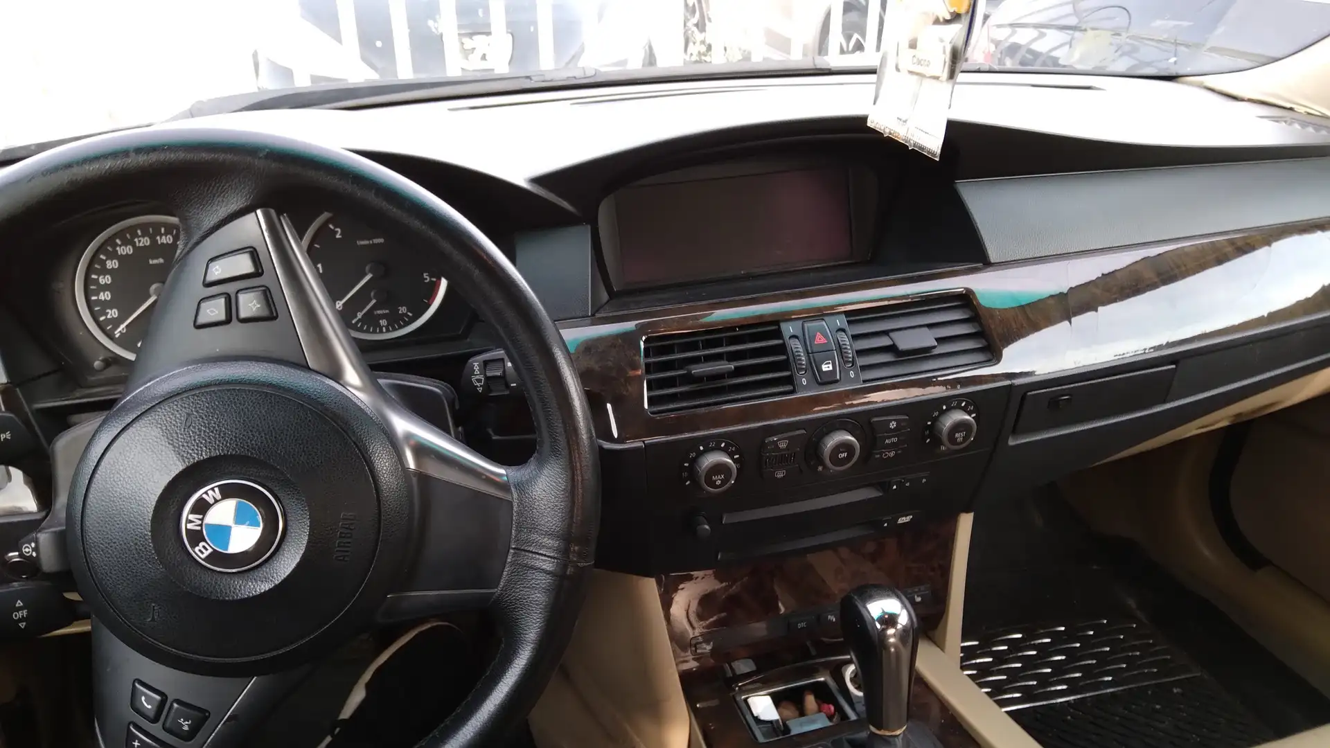 BMW 530 e60 Nero - 2