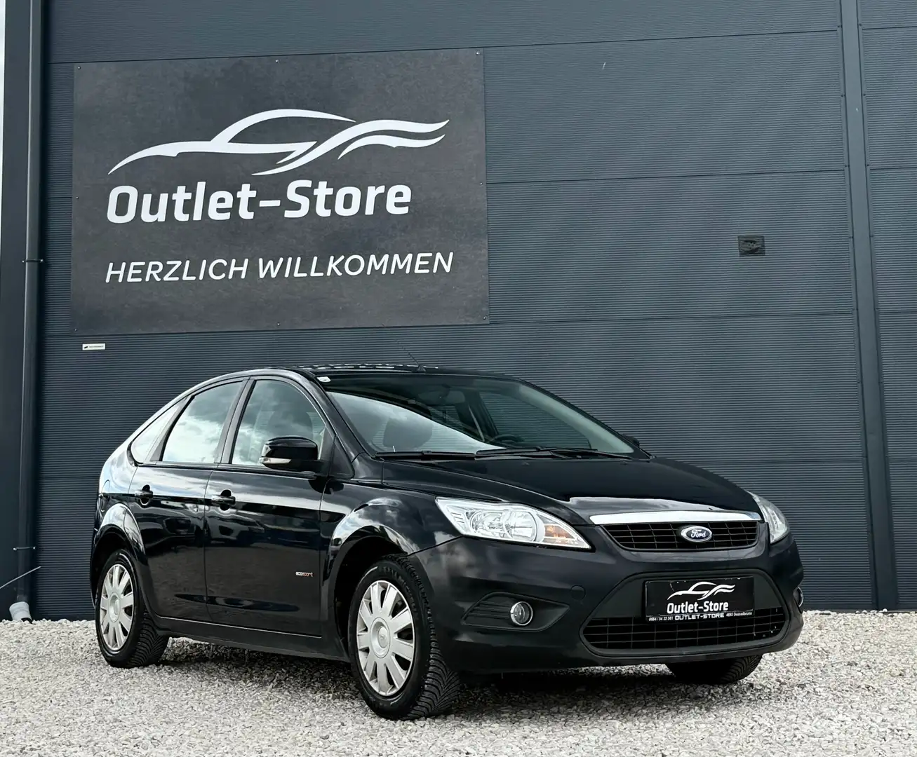 Ford Focus Style*2.Besitz*Klima*NUR 120.000KM*Pickerl* Schwarz - 1