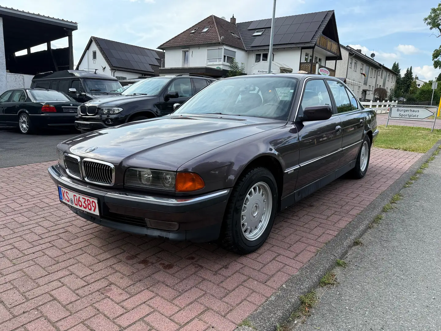 BMW 728 i E38 original 153tkm Leder Klimaautomatik AHK Paars - 1