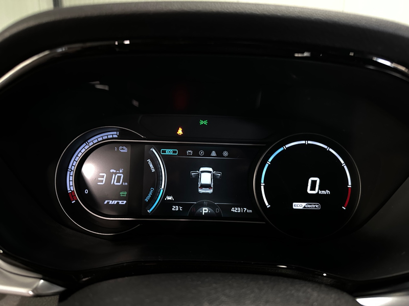 Kia e-Niro DynamicLine 39kWh 3-Fase | SoH 100% | Navi | Camer — photo 15