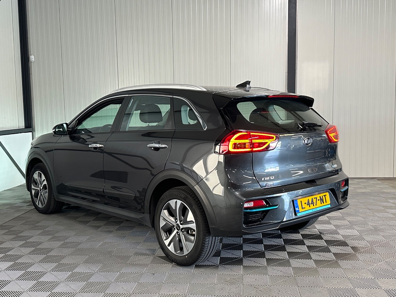 Kia e-Niro DynamicLine 39kWh 3-Fase | SoH 100% | Navi | Camer — photo 9