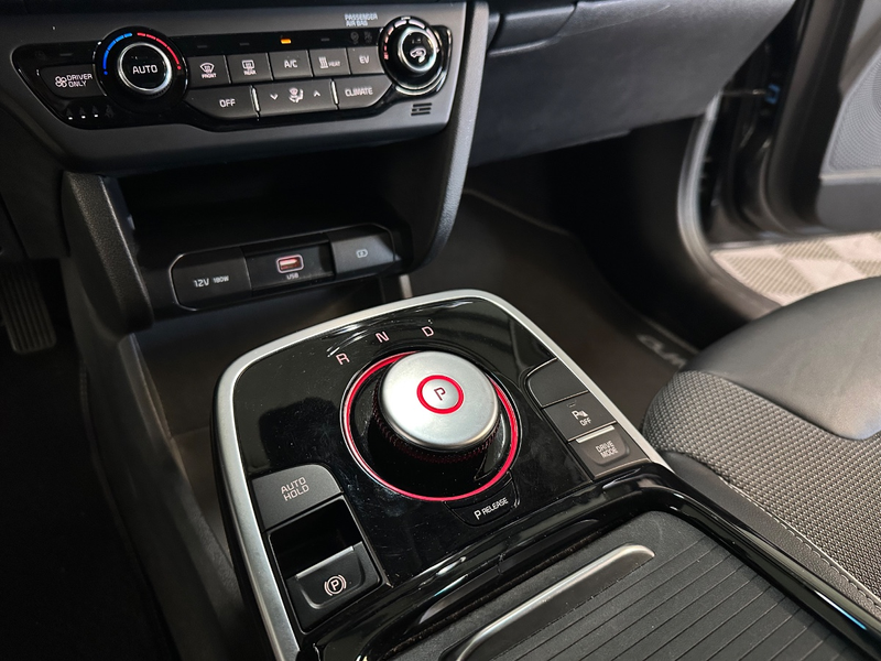 Kia e-Niro DynamicLine 39kWh 3-Fase | SoH 100% | Navi | Camer — photo 16