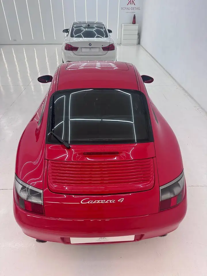 Porsche 911 Carrera 4 Coupé, foto 3