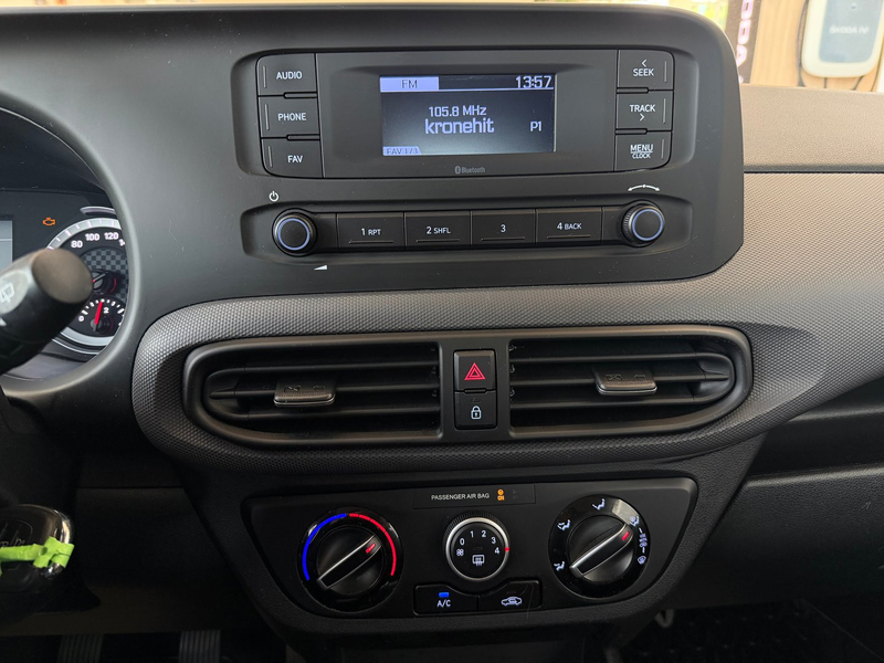 Hyundai i10 1,0 chic — photo 9