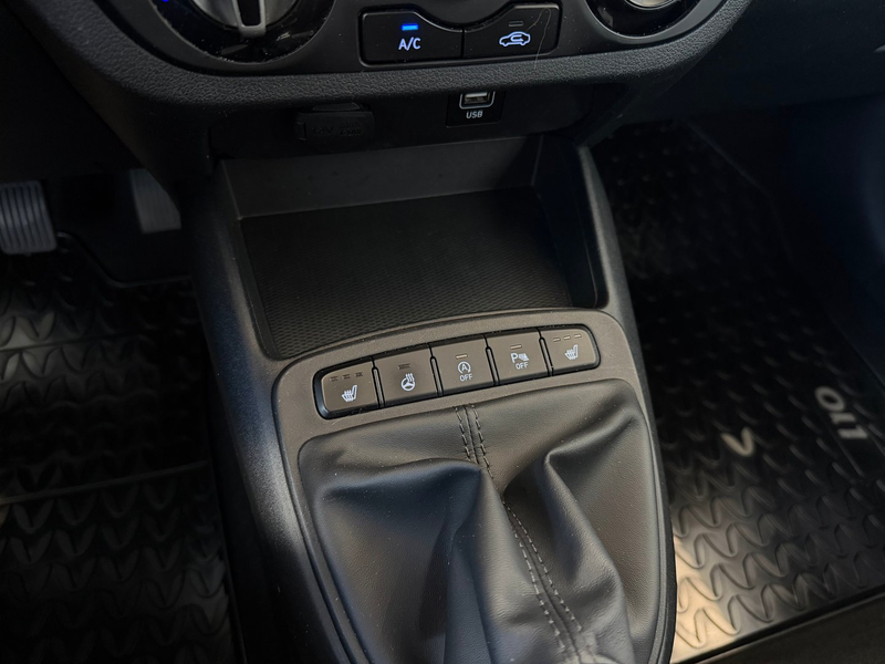 Hyundai i10 1,0 chic — photo 10