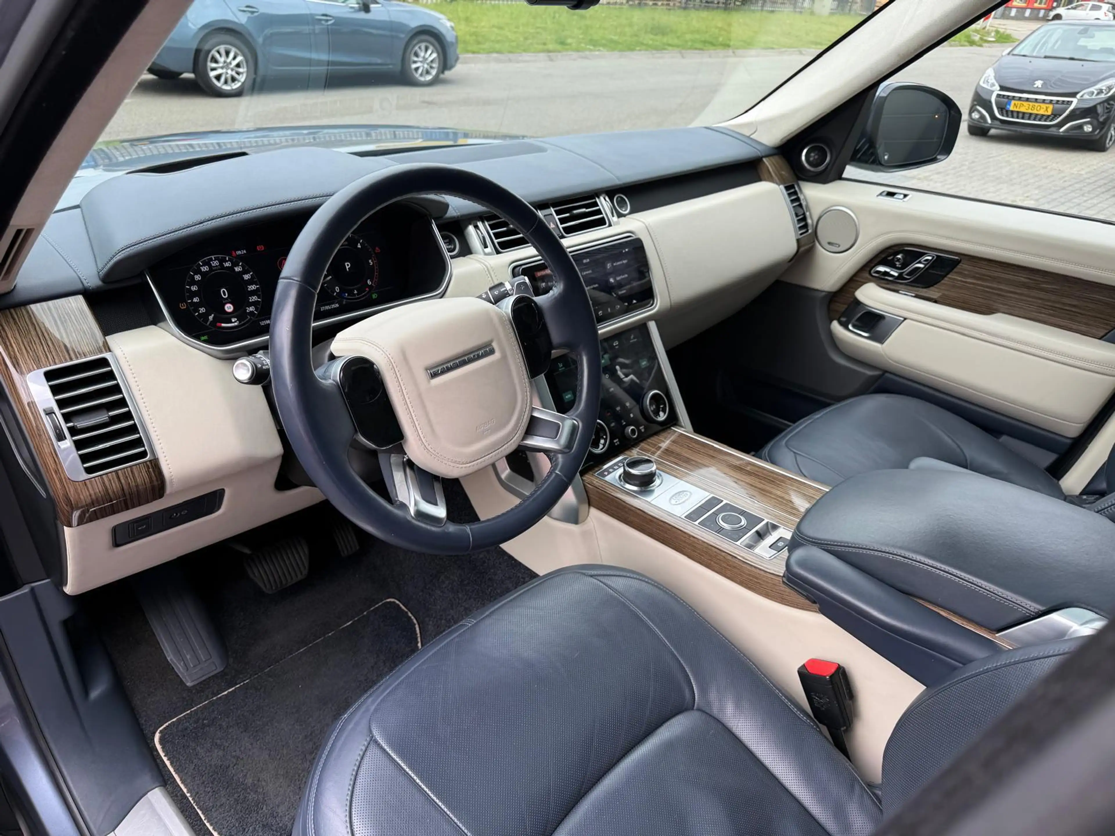 Land Rover Range Rover 3.0 TDV6 Autobiography | 3/6/12MND GARANTIE | PANO — photo 21