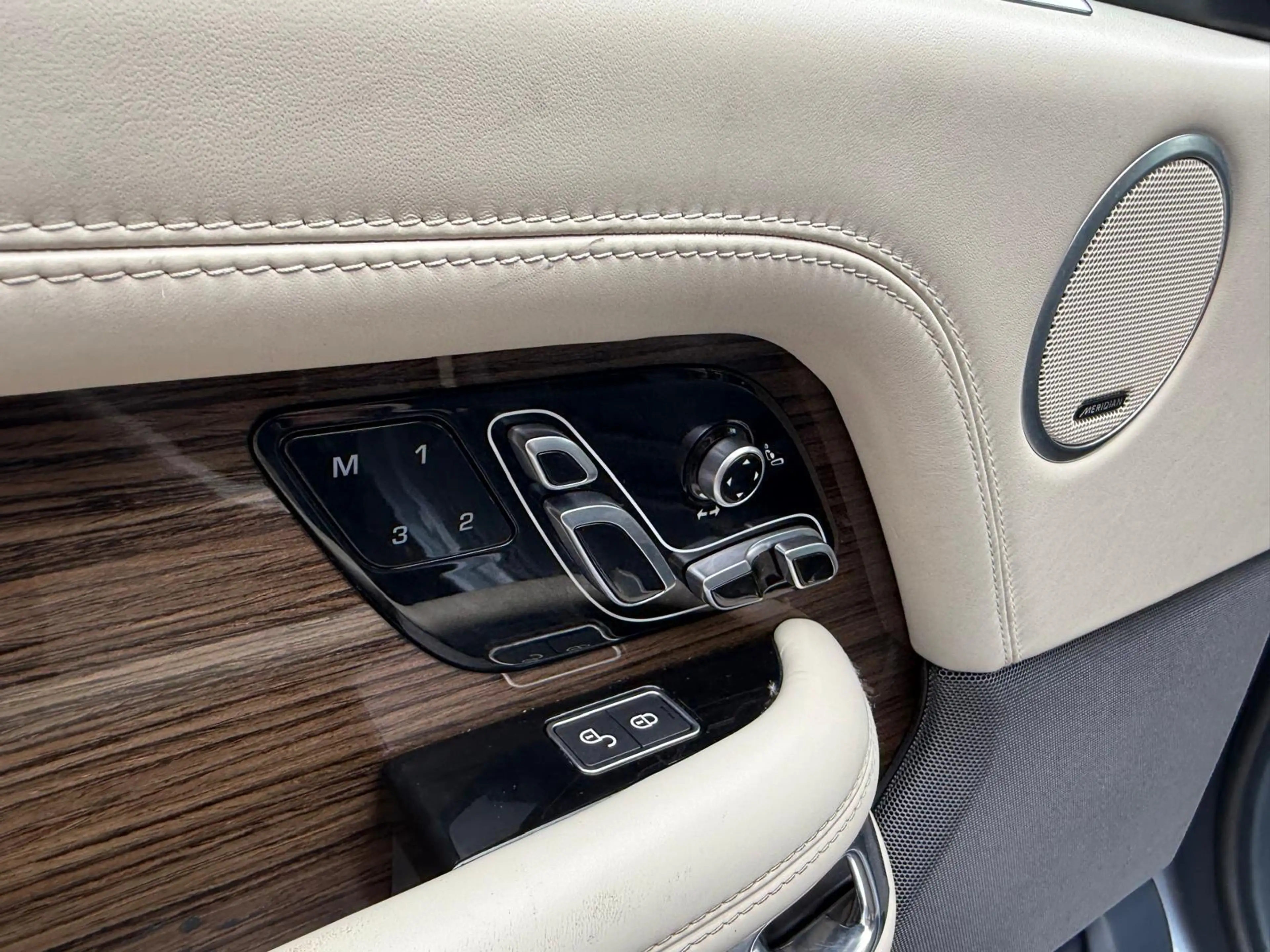 Land Rover Range Rover 3.0 TDV6 Autobiography | 3/6/12MND GARANTIE | PANO — photo 41