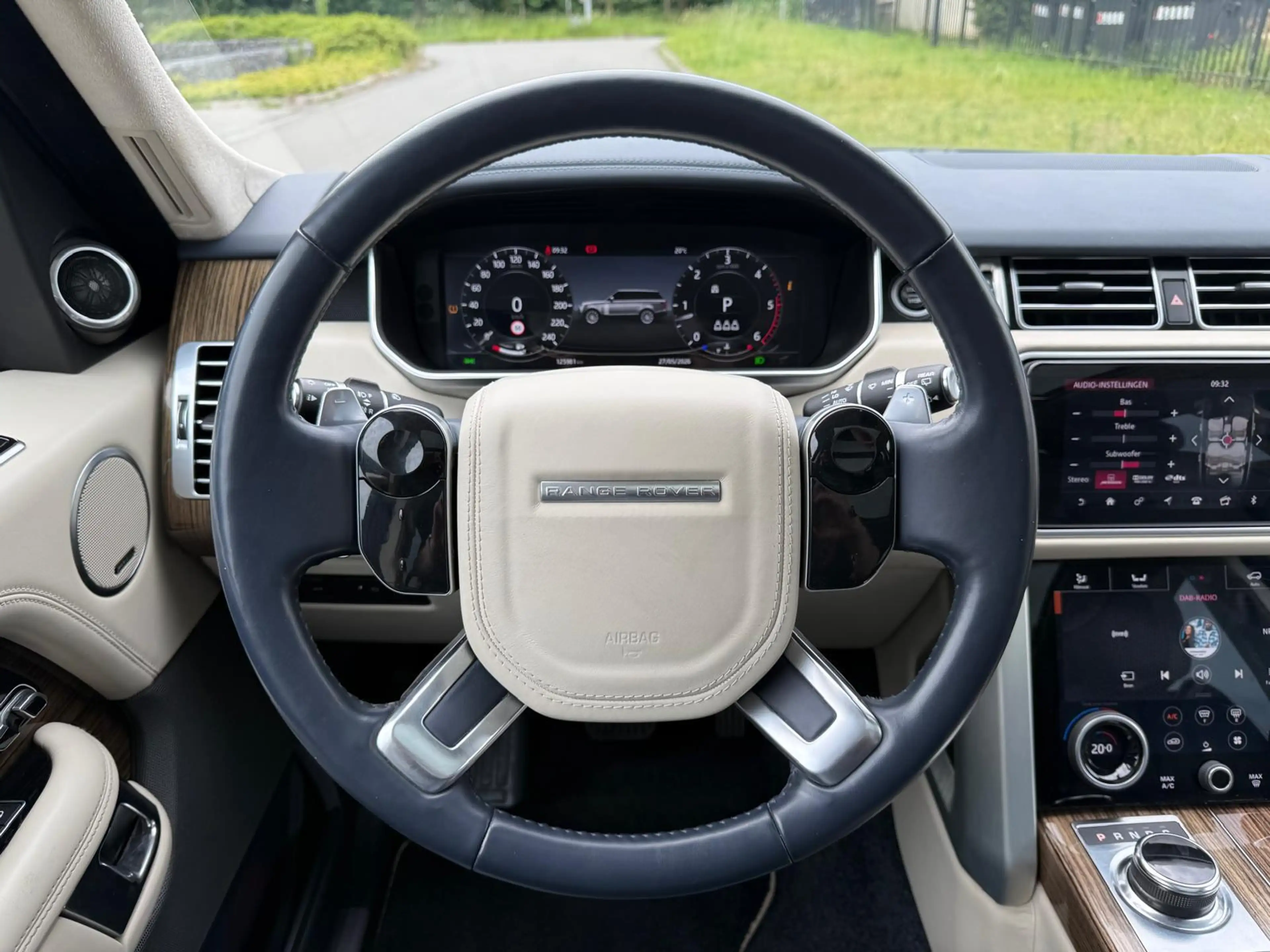 Land Rover Range Rover 3.0 TDV6 Autobiography | 3/6/12MND GARANTIE | PANO — photo 24