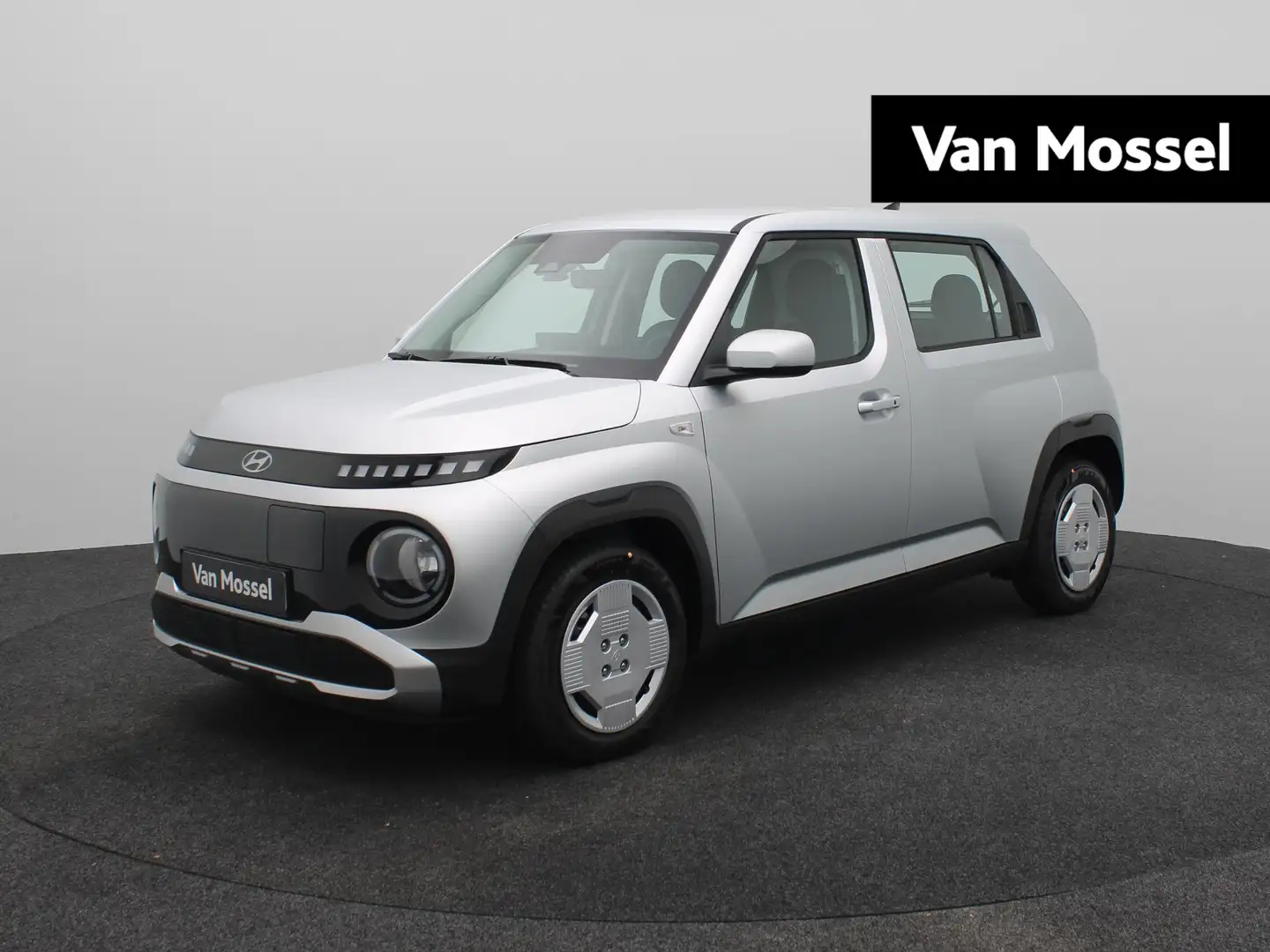 Hyundai Inster E-Motion 49 kWh | Matte Silver | Uit Voorraad Leve Zilver - 1