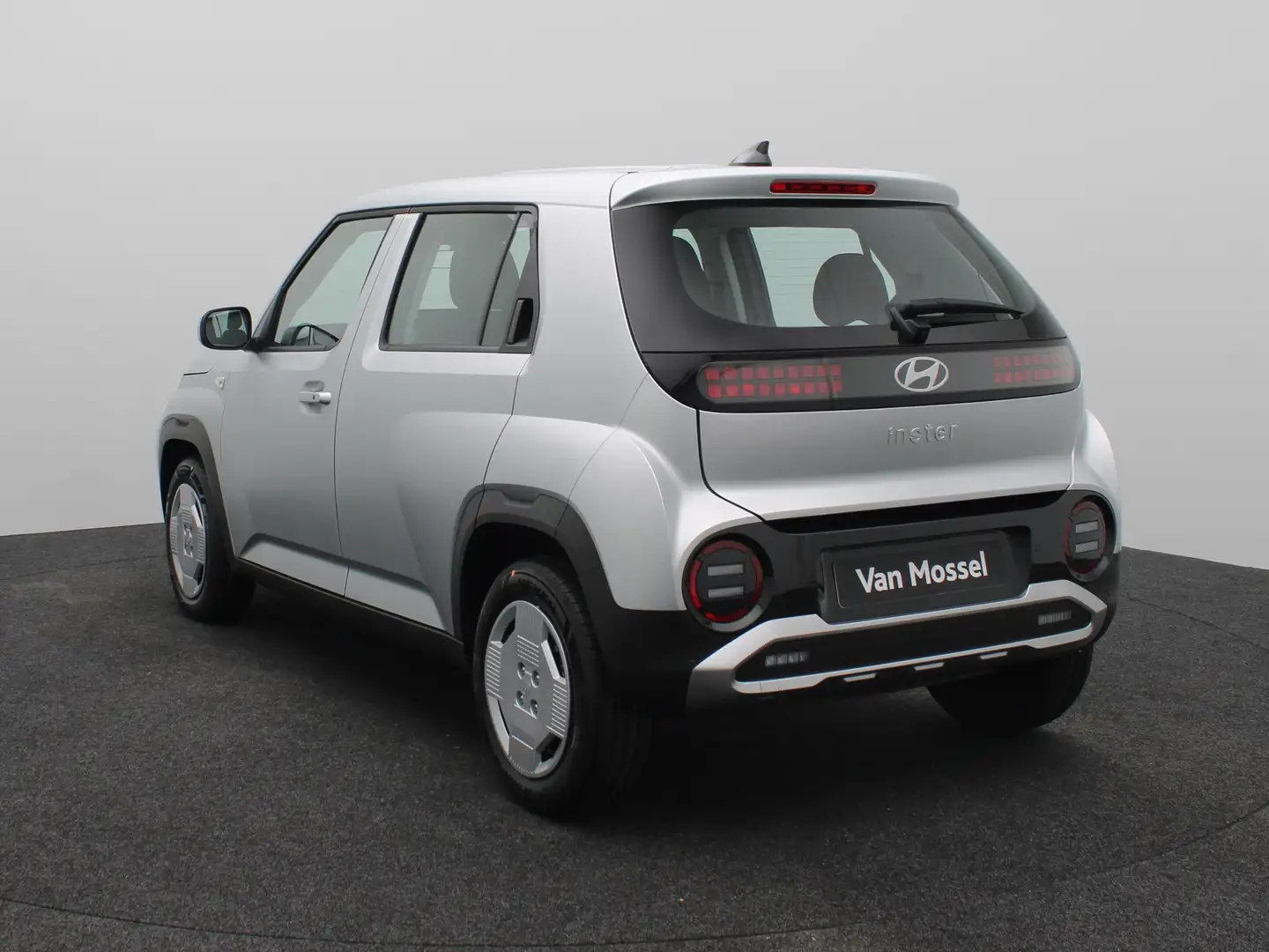 Hyundai Inster E-Motion 49 kWh | Matte Silver | Uit Voorraad Leve Zilver - 2