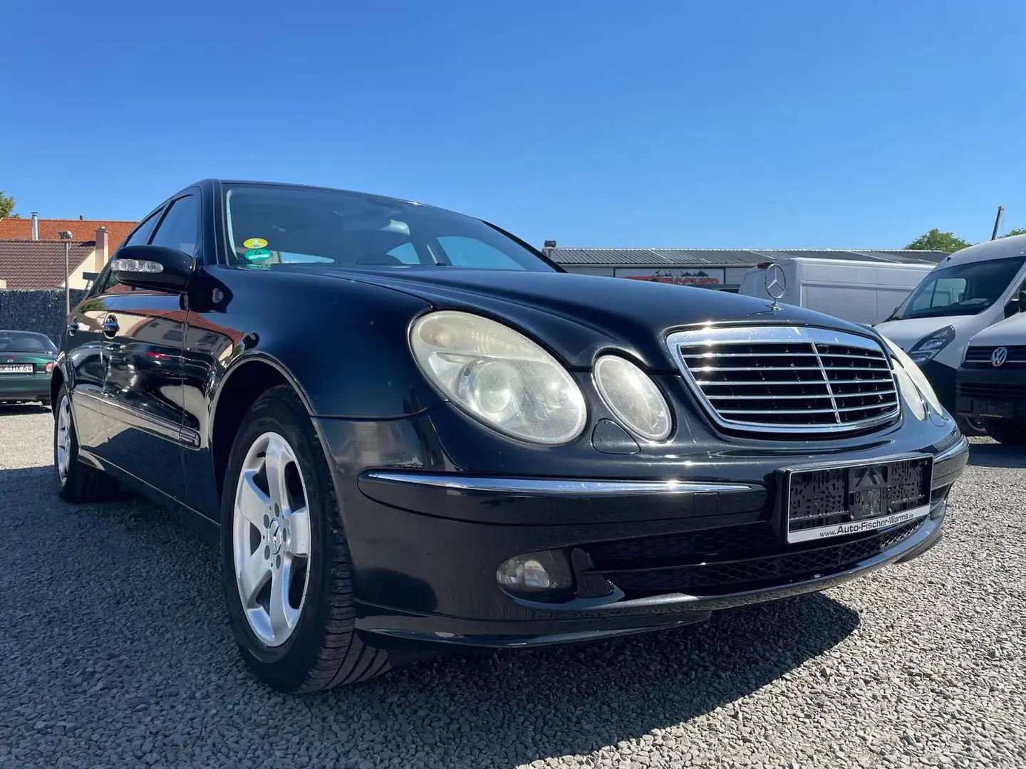 Mercedes-Benz E 200 Kompressor Avantgarde Automatik Schwarz - 1