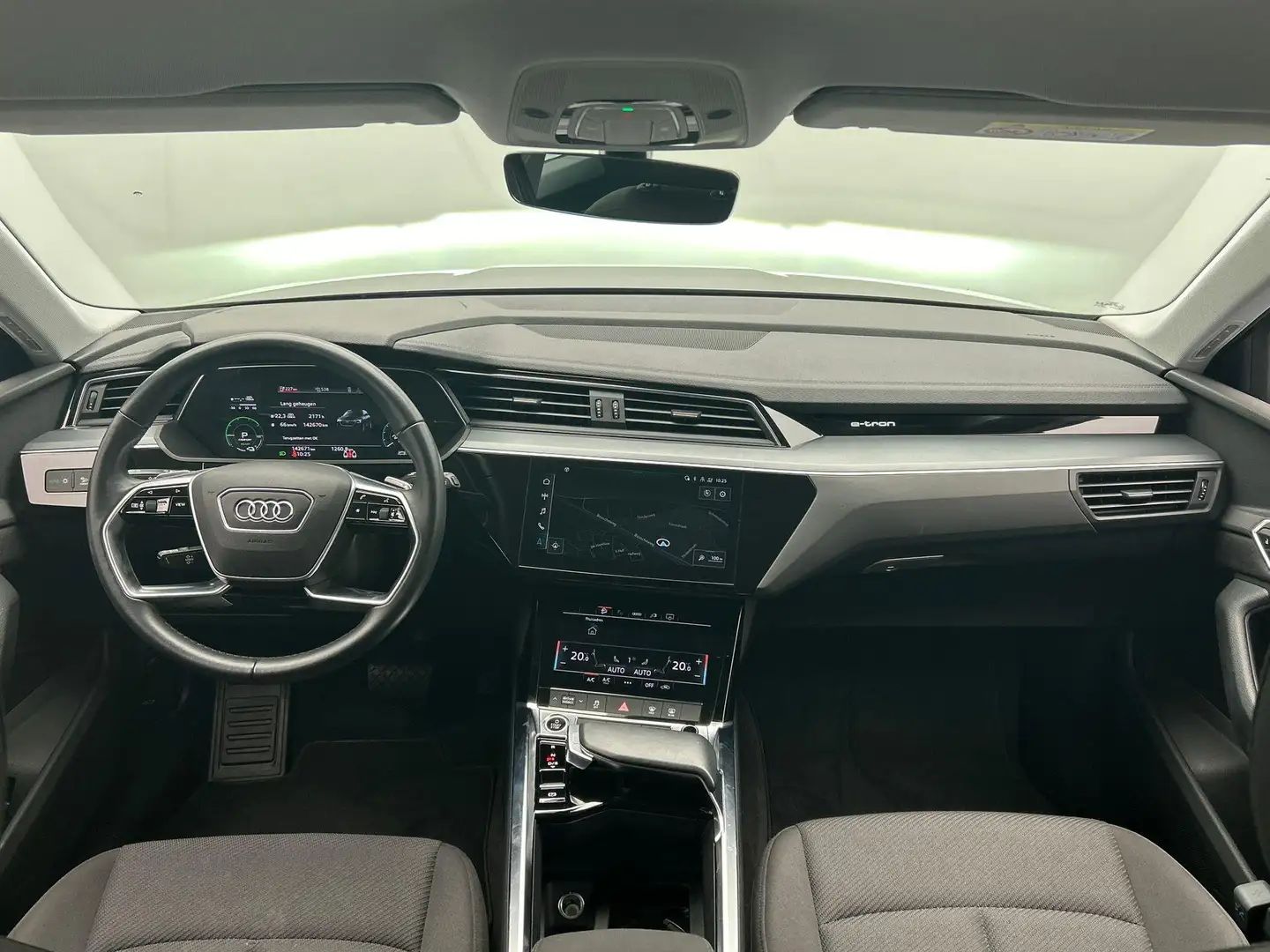 Audi e-tron 50 quattro edition 71 kWh Origineel NL Navigatie C Gris - 2