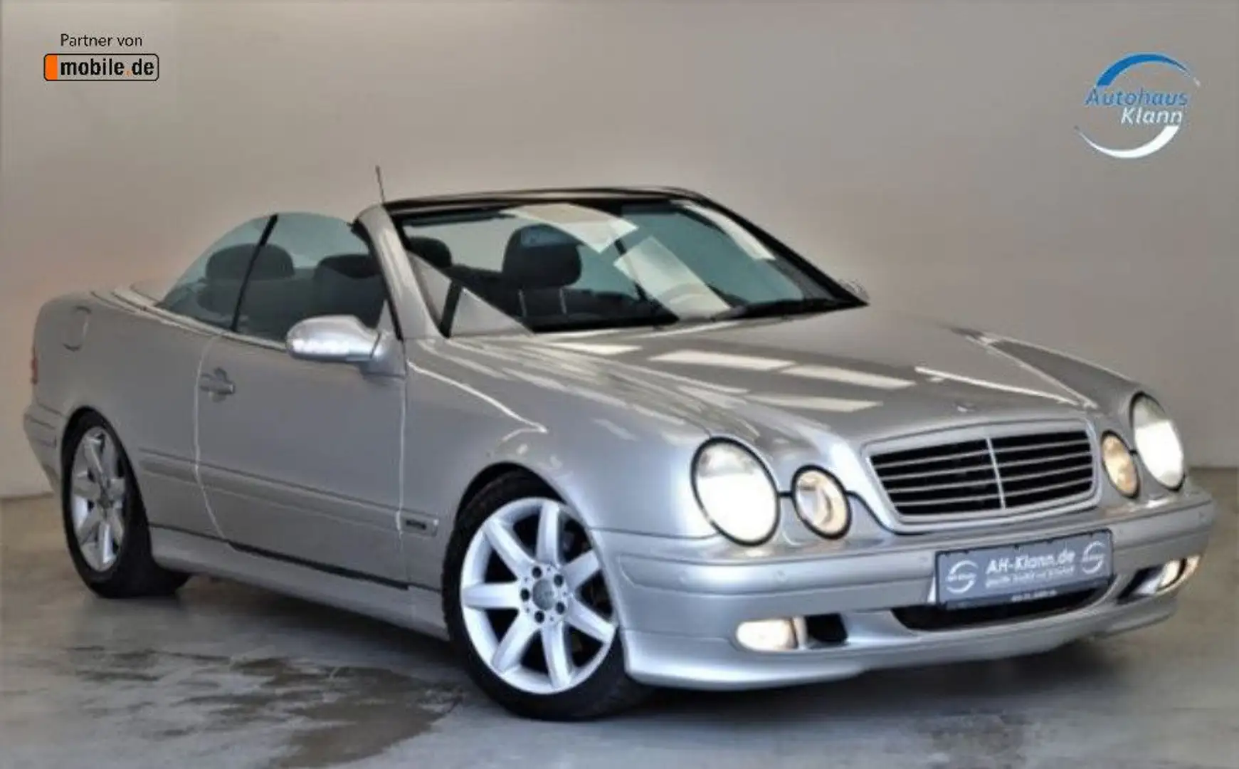 Mercedes-Benz CLK 320 218PS Final Edition Avantgarde Silber - 2