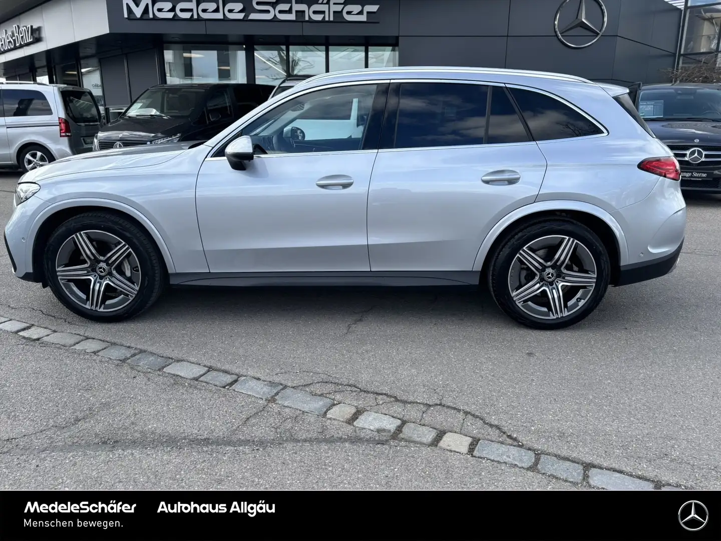Mercedes-Benz GLC 300 GLC 300 4M AMG 20" AHK PanoSD Memory Kamera LED Zilver - 2