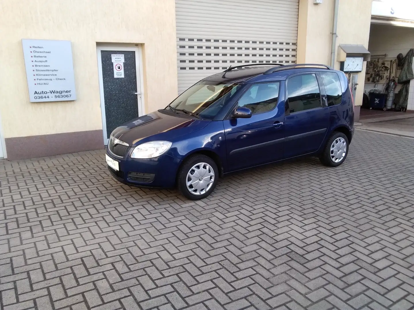 Skoda Roomster Style Plus Edition Blau - 1