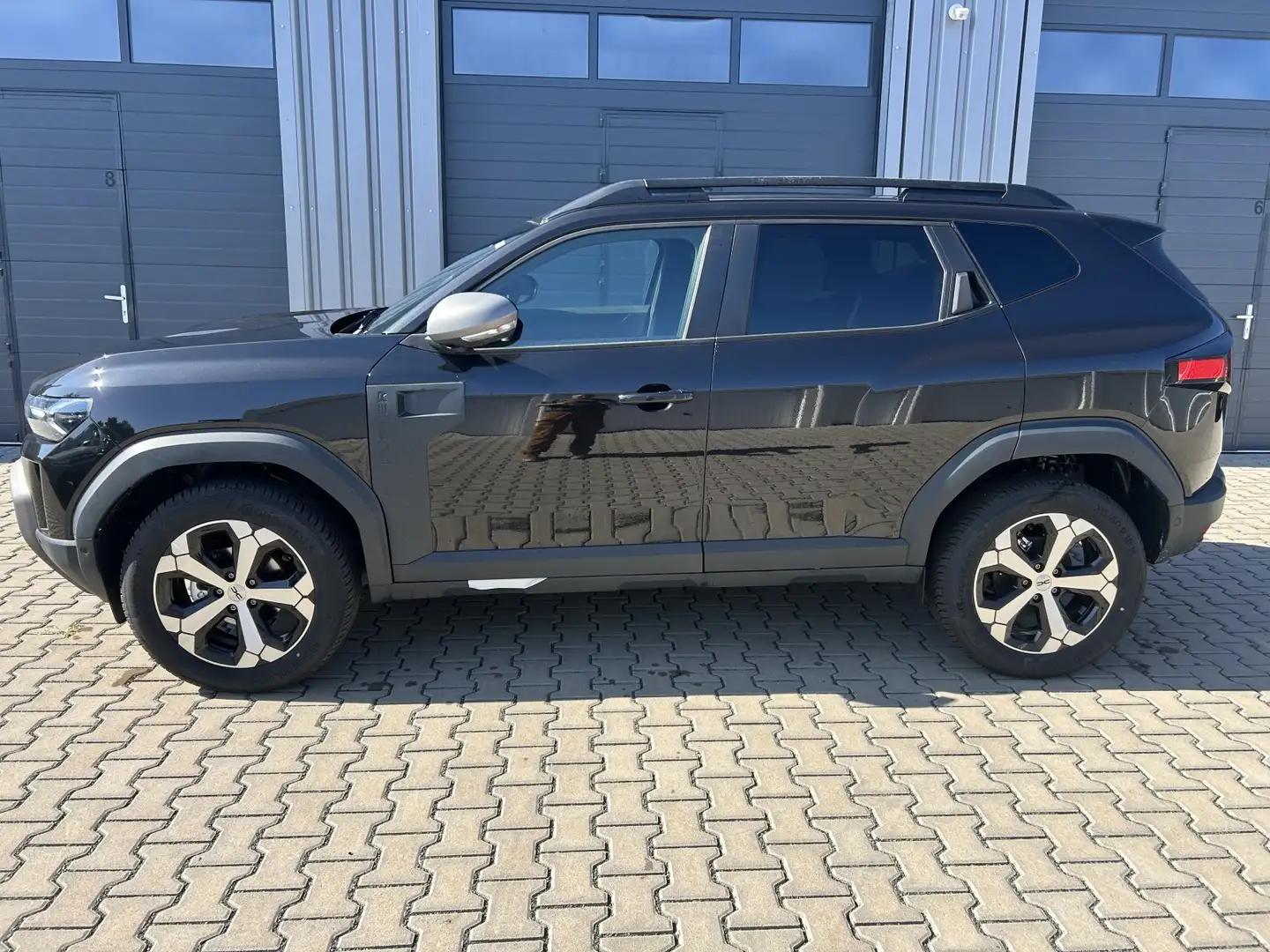 Dacia Duster III TCe 130 Journey 4x4  City+Winter+Technikpaket Zwart - 2