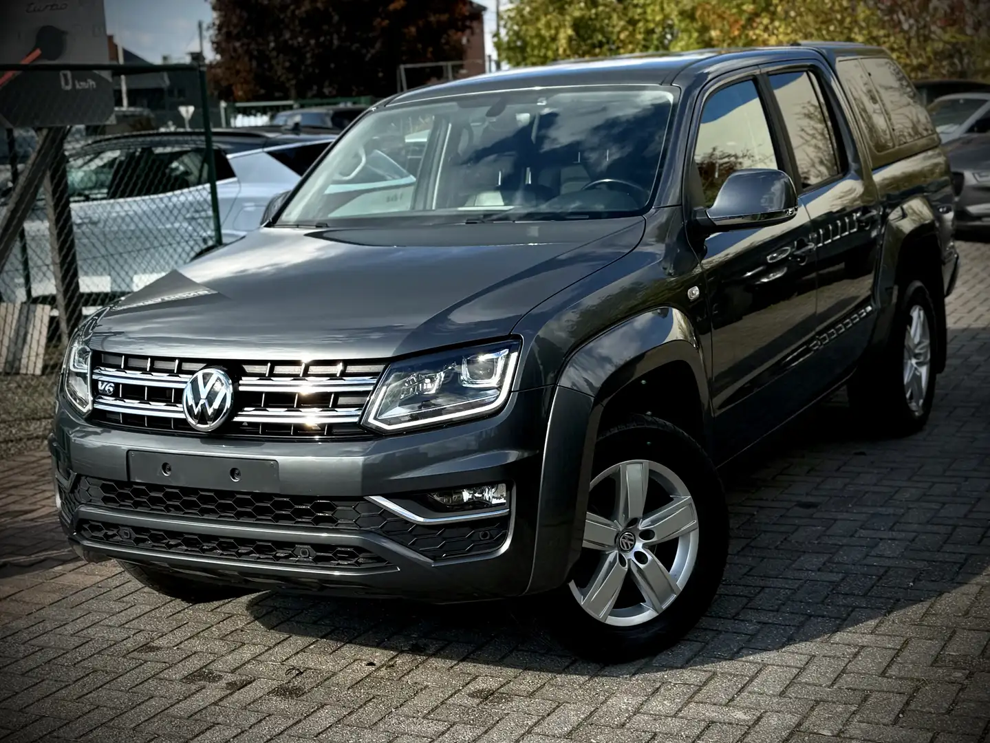 Volkswagen Amarok 3.0 V6 TDi 4Motion Highline 27148 Euros Net !!! Grau - 1