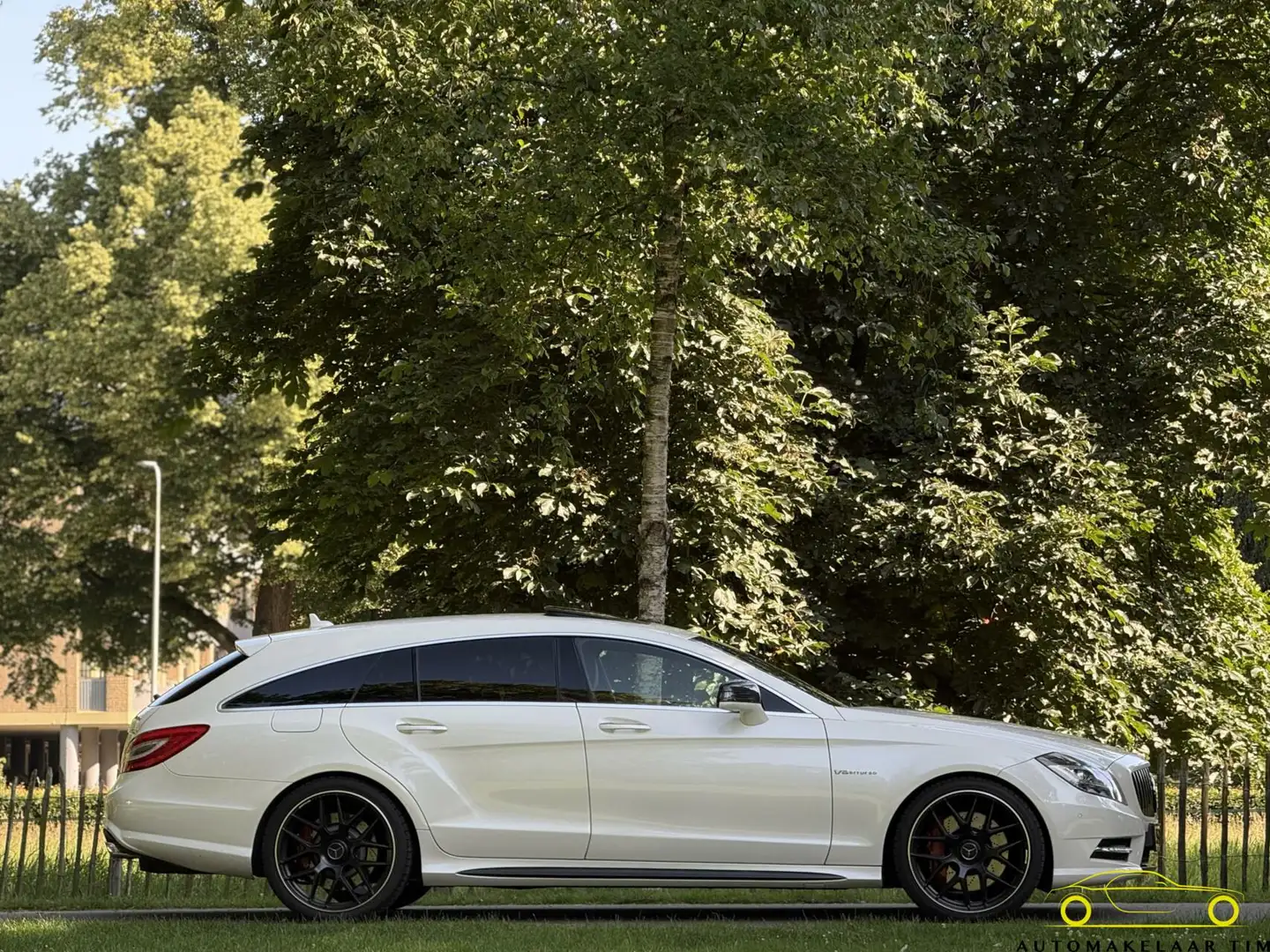 Mercedes-Benz CLS 500 Shooting Brake AMG 4-Matic Alb - 2